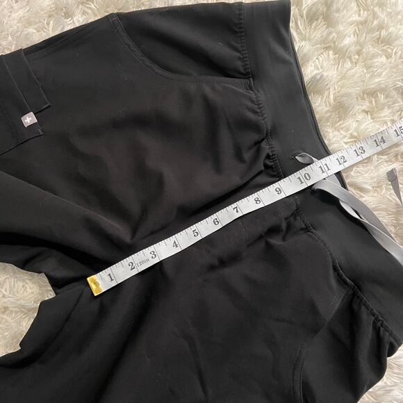 Figs Black Kade Scrub Pants Size M/P - Picture 9 of 10